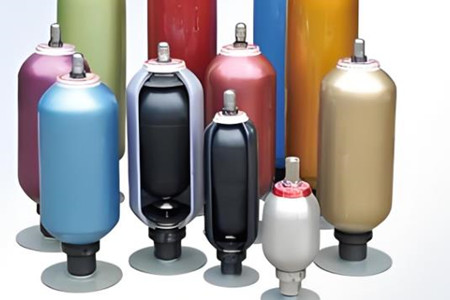 蓄能器的工作原理、結(jié)構(gòu)以及用途