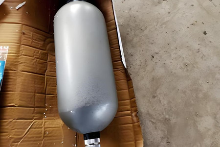 蓄能器氮氣充裝注意事項，廠家來解答！