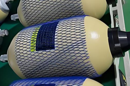 蓄能器是否可以作為臨時(shí)的儲能裝置?圖2