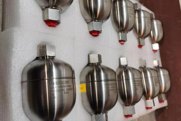 蓄能器的結構類型、作用、安裝以及選用要點 圖2